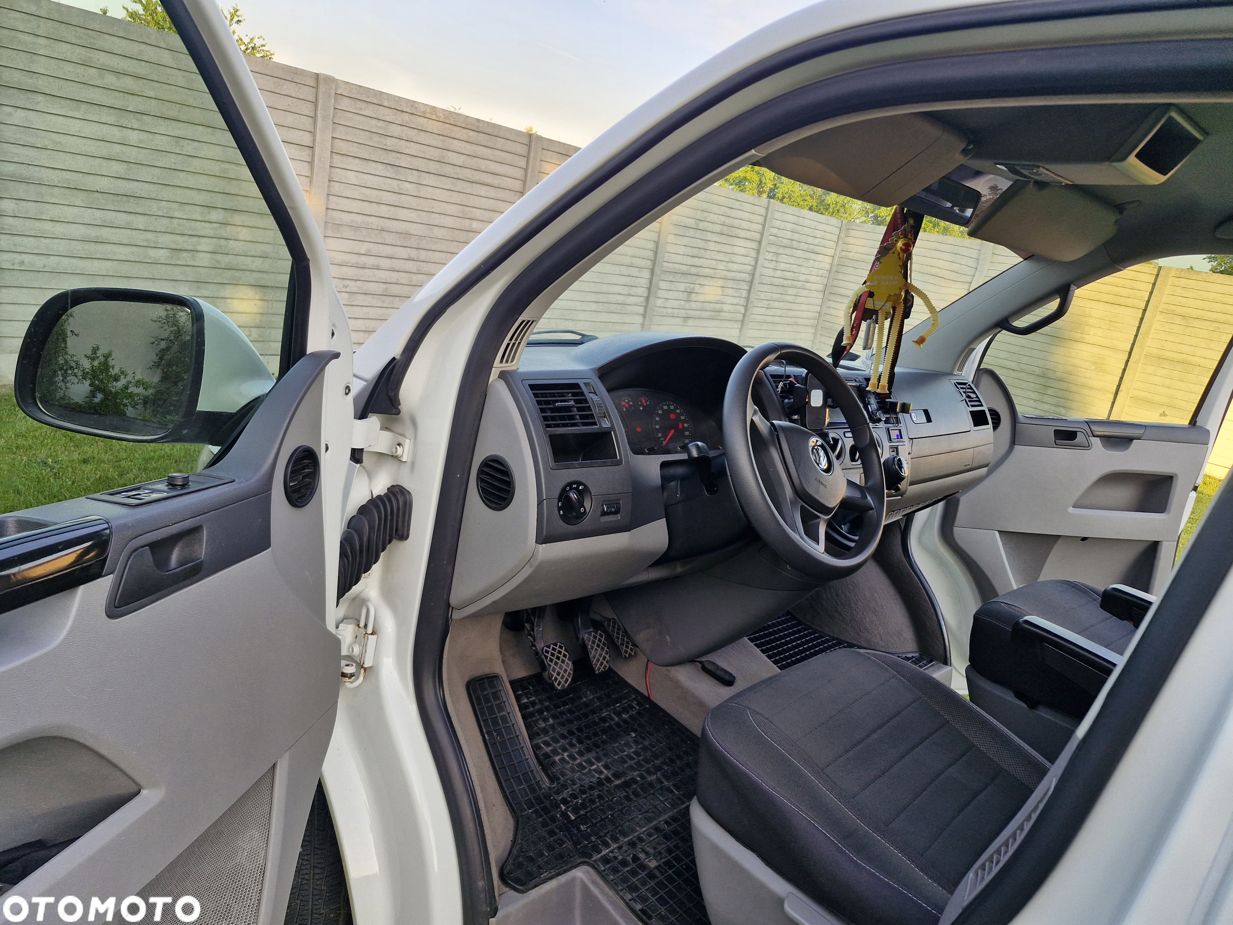 Volkswagen Transporter - 15