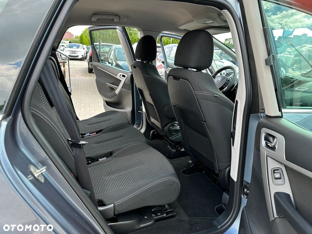Citroën C4 Picasso - 23