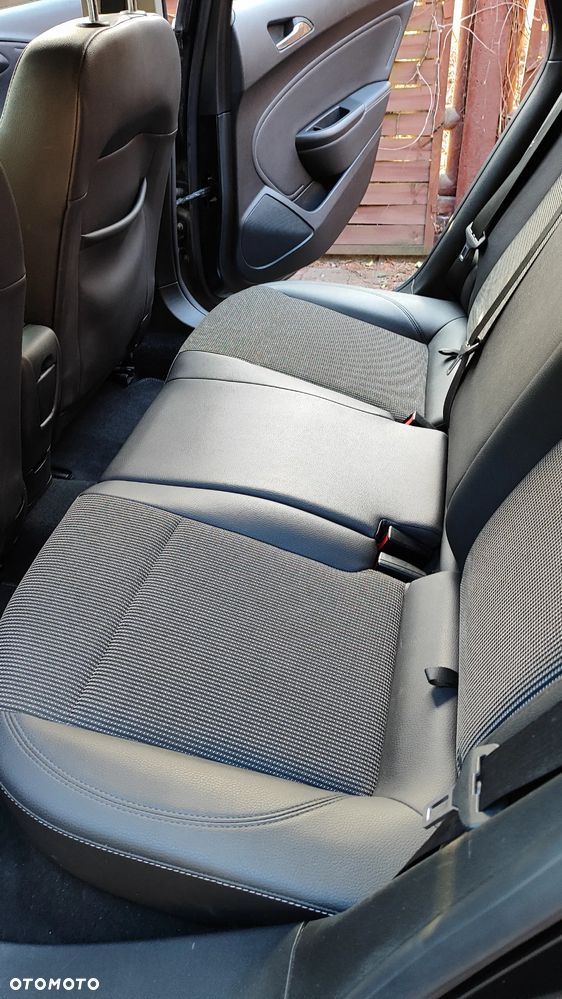 Opel Astra IV 2.0 CDTI Enjoy - 4