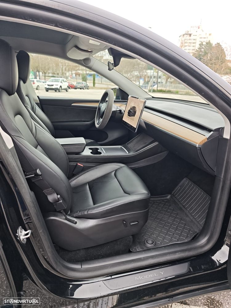 Tesla Model Y Performance Tração Integral - 10