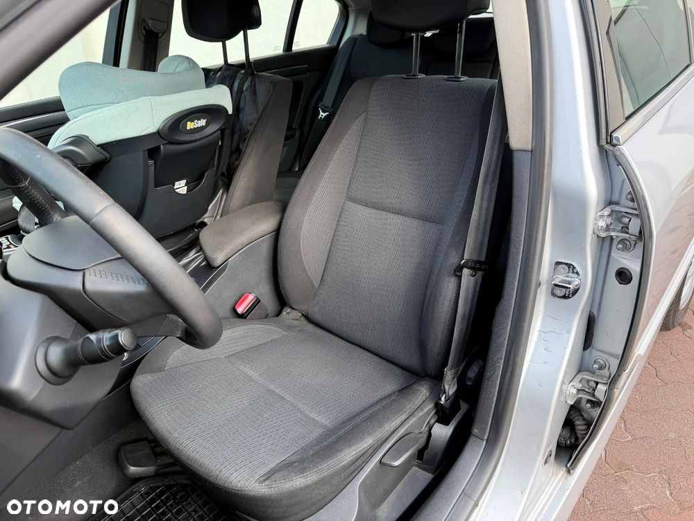 Renault Laguna 1.6 Authentique - 15