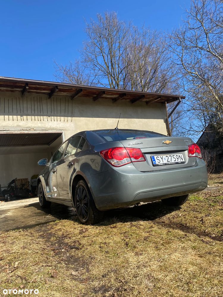 Chevrolet Cruze 1.6 - 7