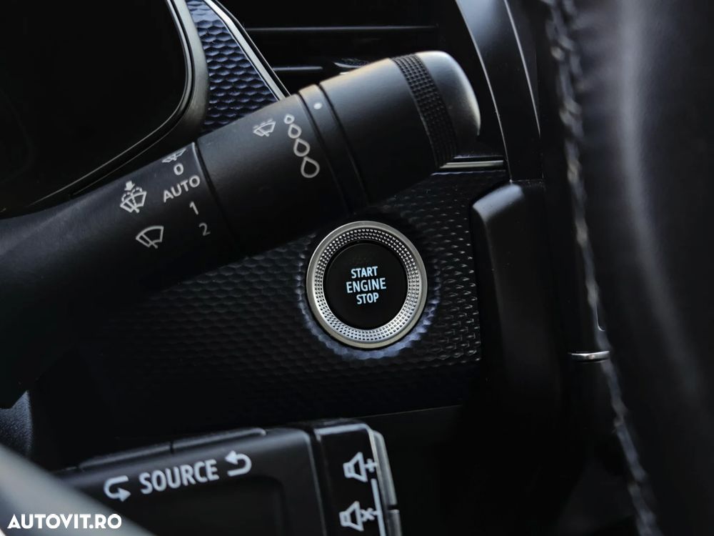 Renault Arkana E-TECH 145 Evolution - 20
