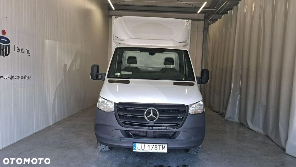 Mercedes-Benz Sprinter - 2