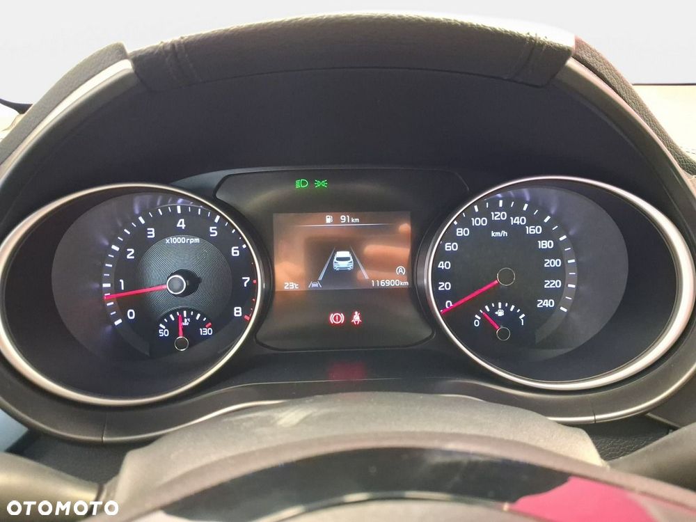 Kia XCeed - 23
