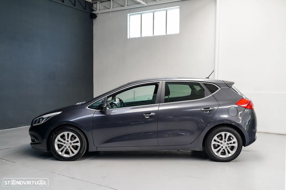 Kia Ceed 1.4 CRDi TX - 10