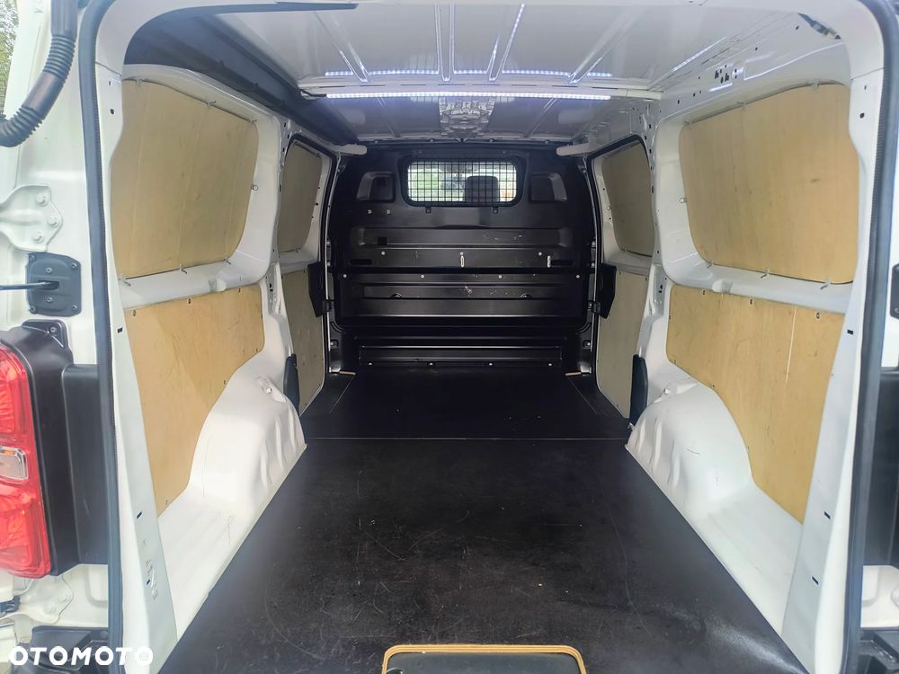 Opel VIVARO C - 20
