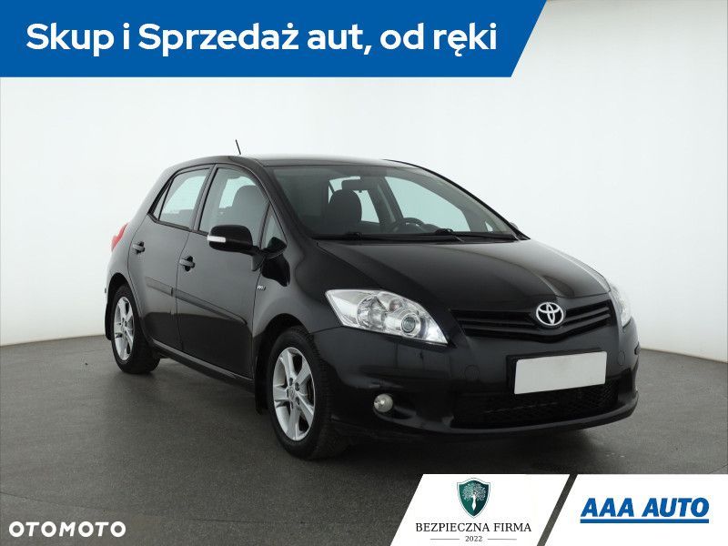 Toyota Auris - 2