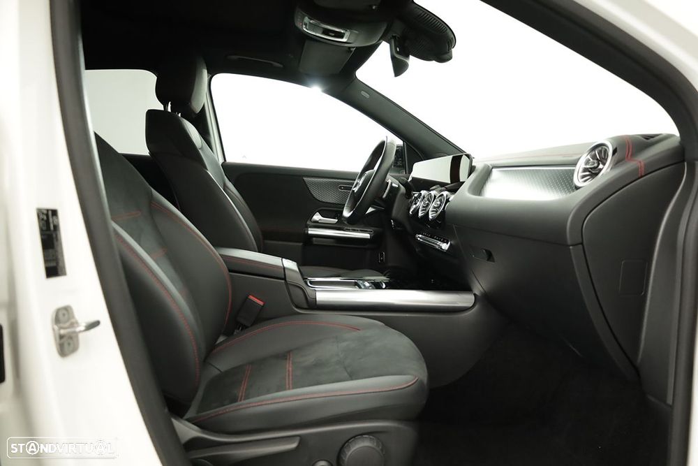 Mercedes-Benz EQA 250+ AMG Line - 22