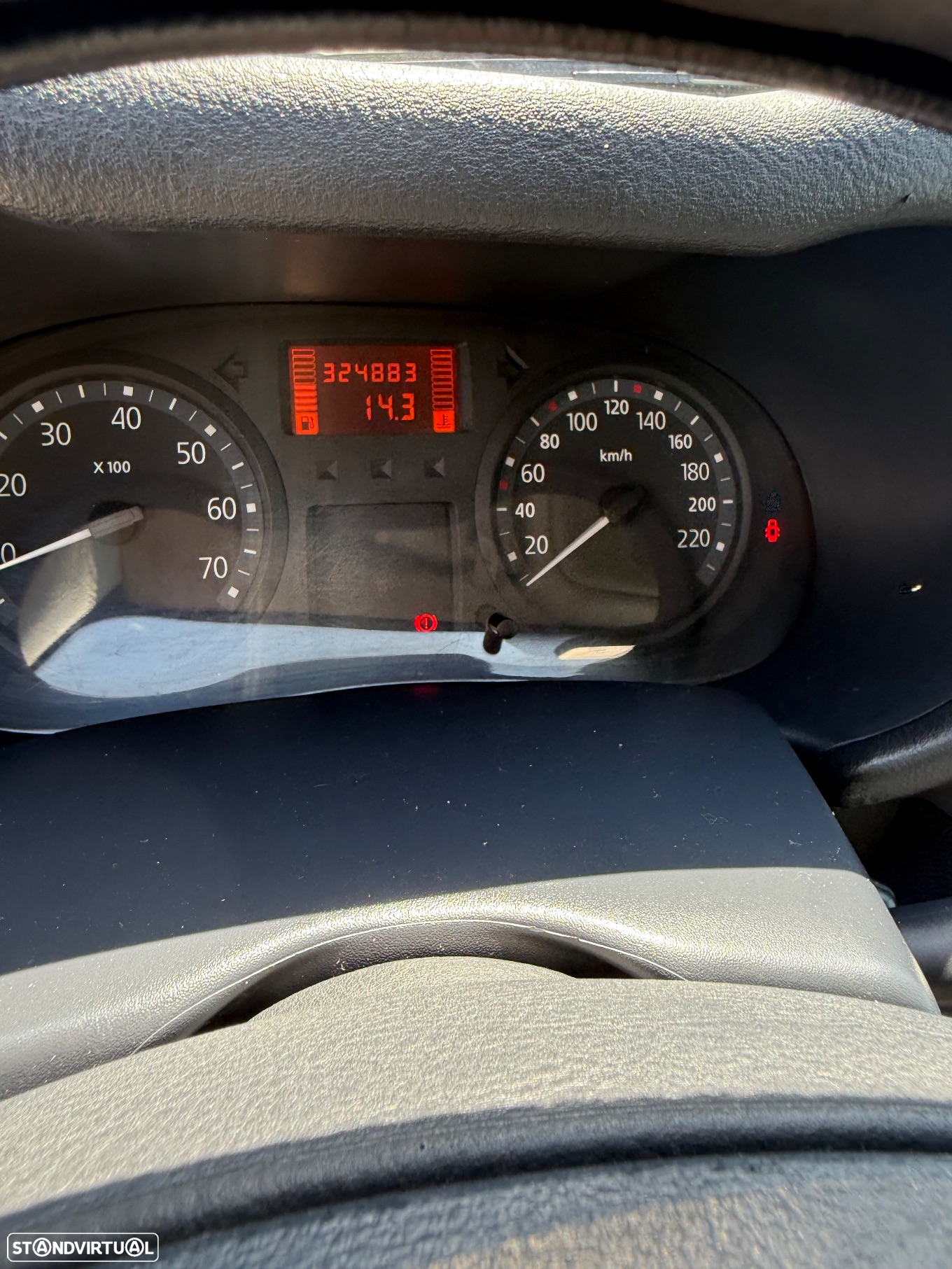 Renault clio van diesel 2 lugares comercial - 15