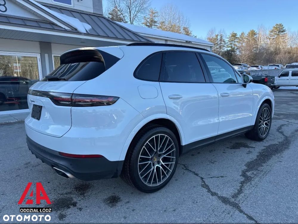 Porsche Cayenne - 10