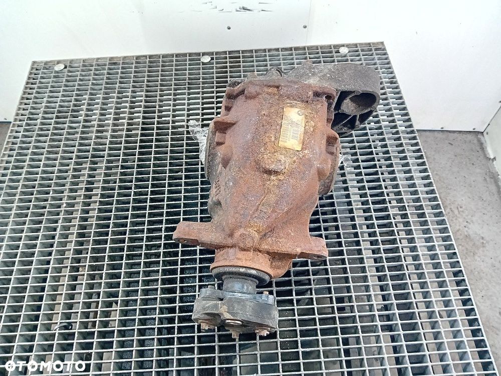 DYFERENCJAŁ TYŁ BMW E87 7524307404 2.0 D - 1