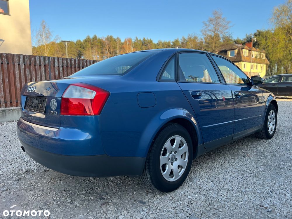 Audi A4 Limousine - 7