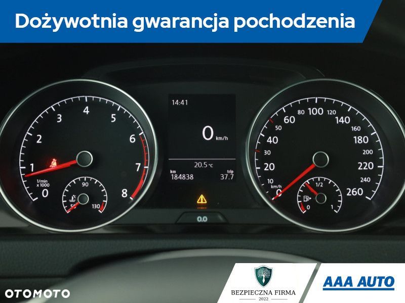 Volkswagen Golf - 10