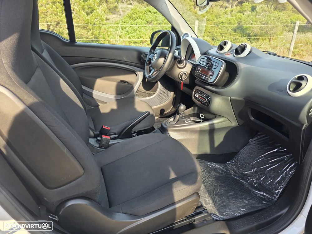 Smart Fortwo Cabrio EQ - 13