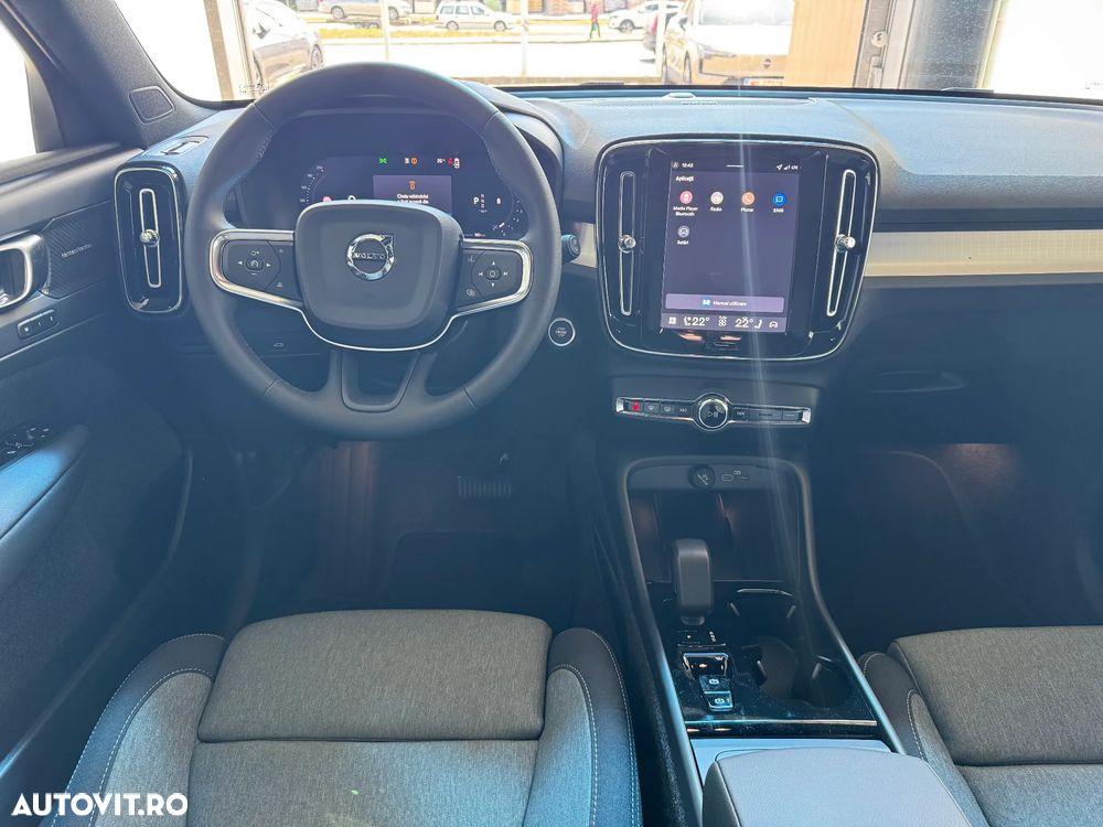 Volvo XC 40 B3 AT FWD MHEV Plus Dark - 13