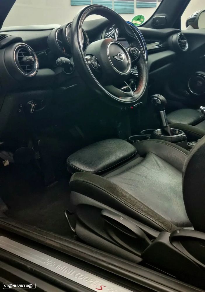 MINI 3 Portas - 8