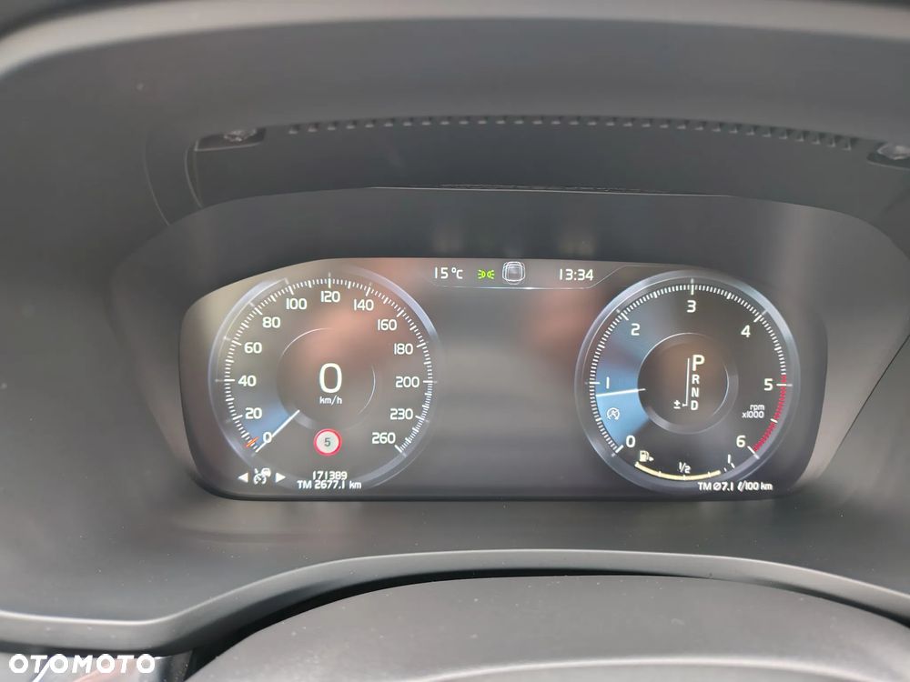 Volvo V60 D3 SCR Momentum - 26