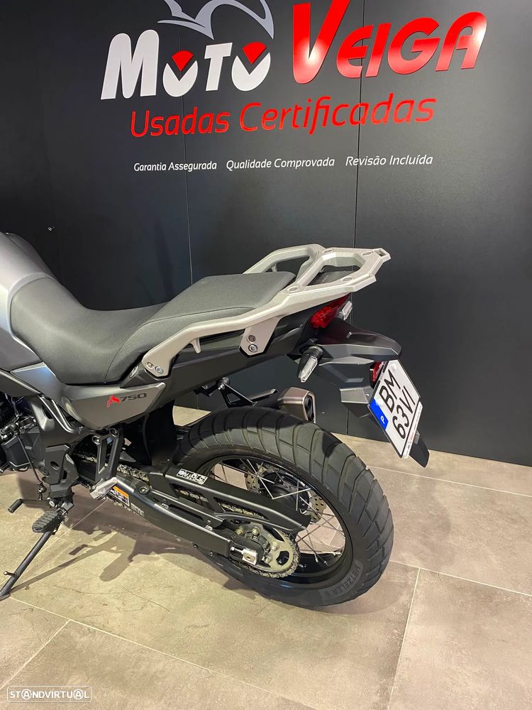 Honda Transalp 750 - 8