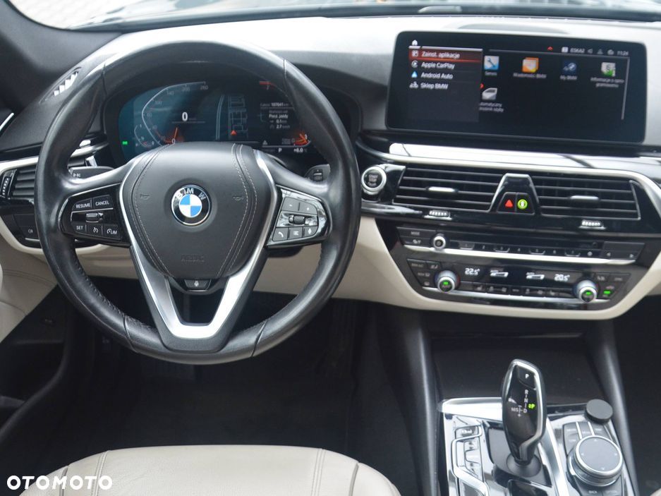 BMW Seria 5 530i mHEV Luxury Line - 6