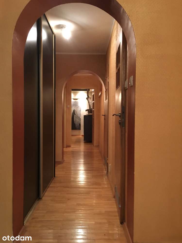 Przestronne mieszkanie 3-pokojowe z balkonem Super lokalizacja Centrum