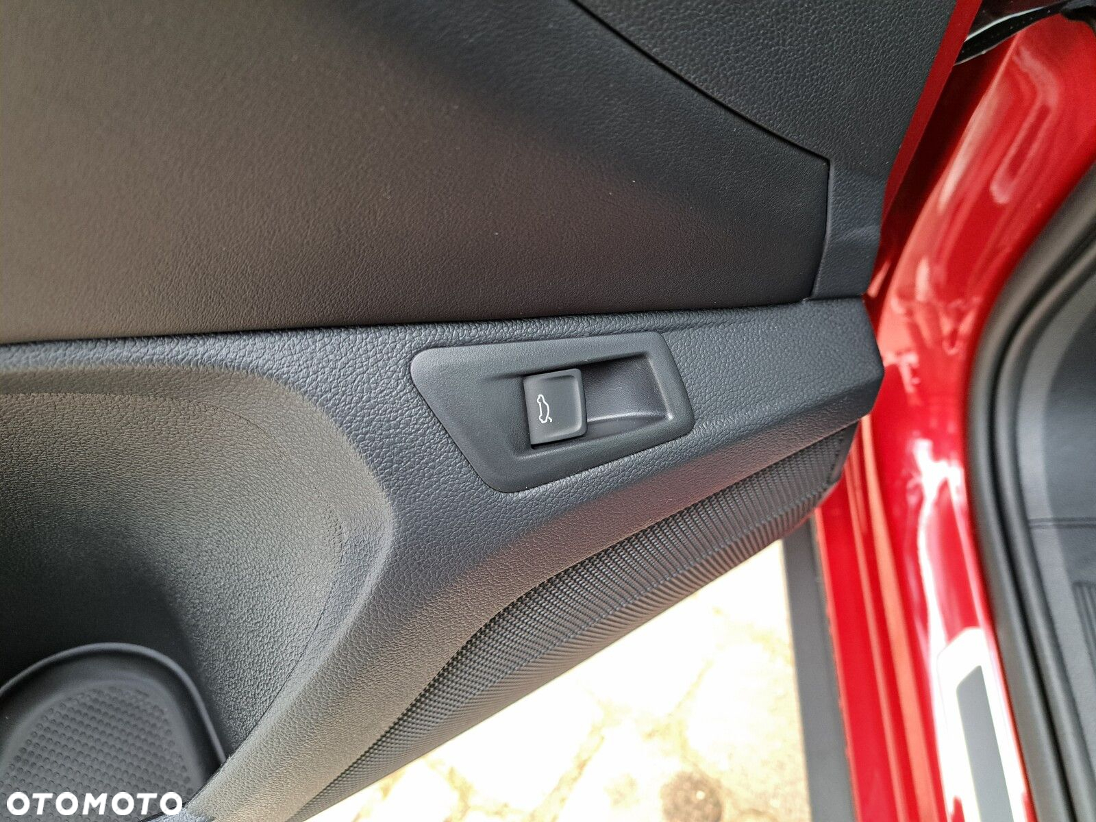 Volkswagen T-Roc 1.5 TSI R-Line DSG - 15