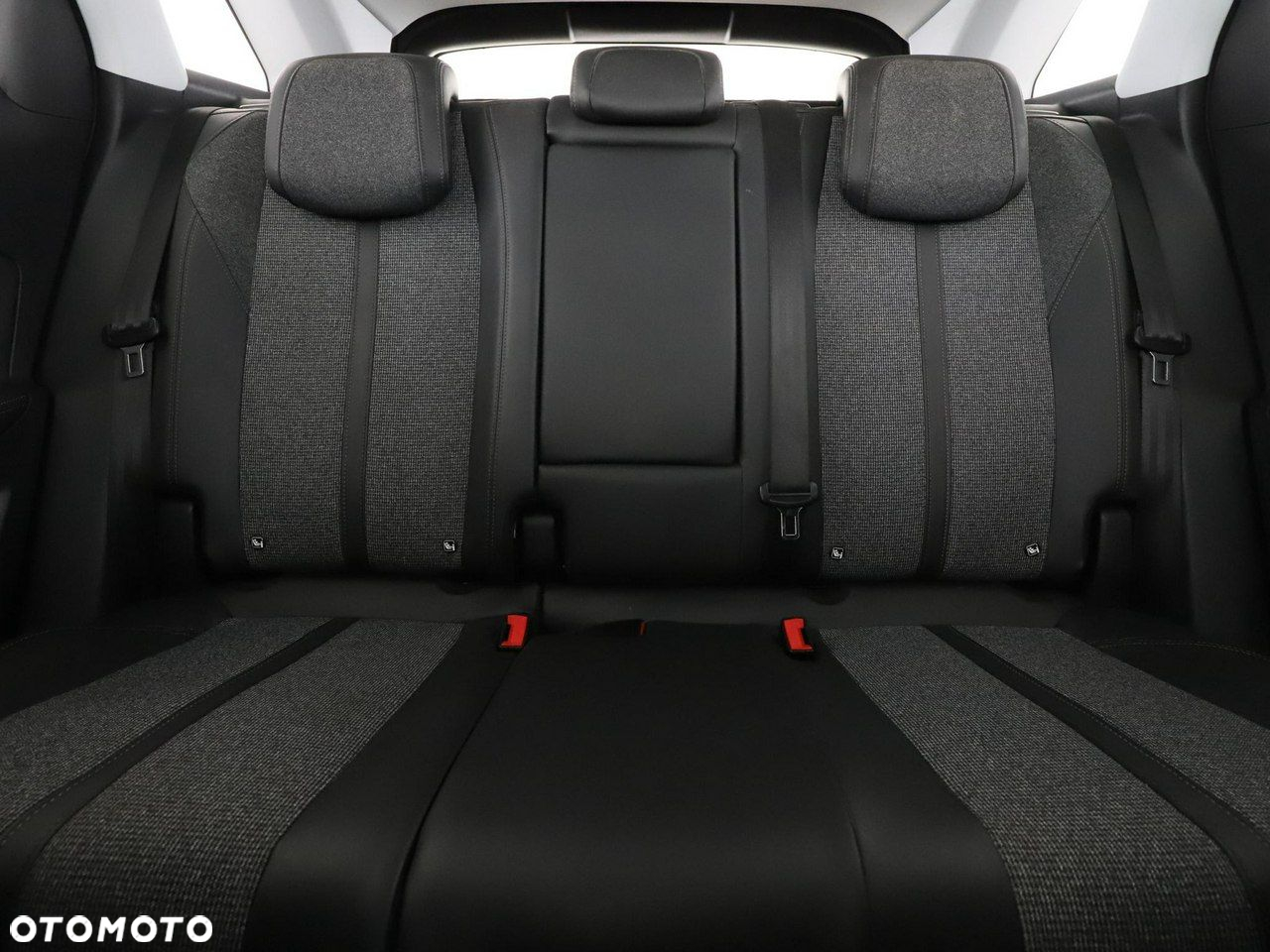Peugeot 3008 1.2 PureTech Allure - 18