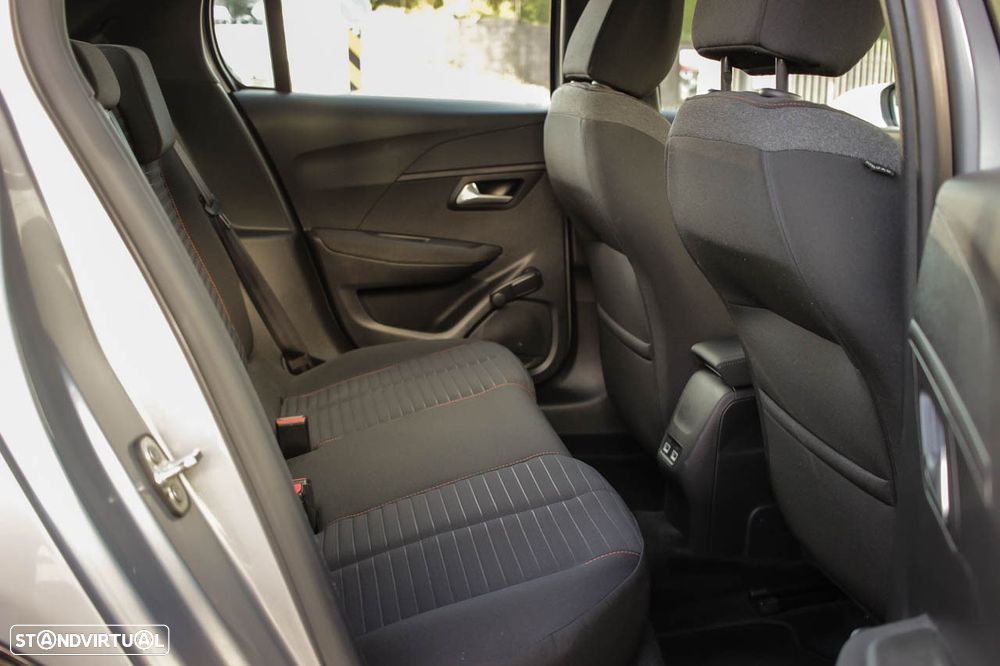 Peugeot e-208 50 kWh Active Pack - 7