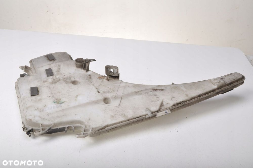 BMW E82 ZBIORNICZEK SPRYSKIWACZY 7229537 - 2