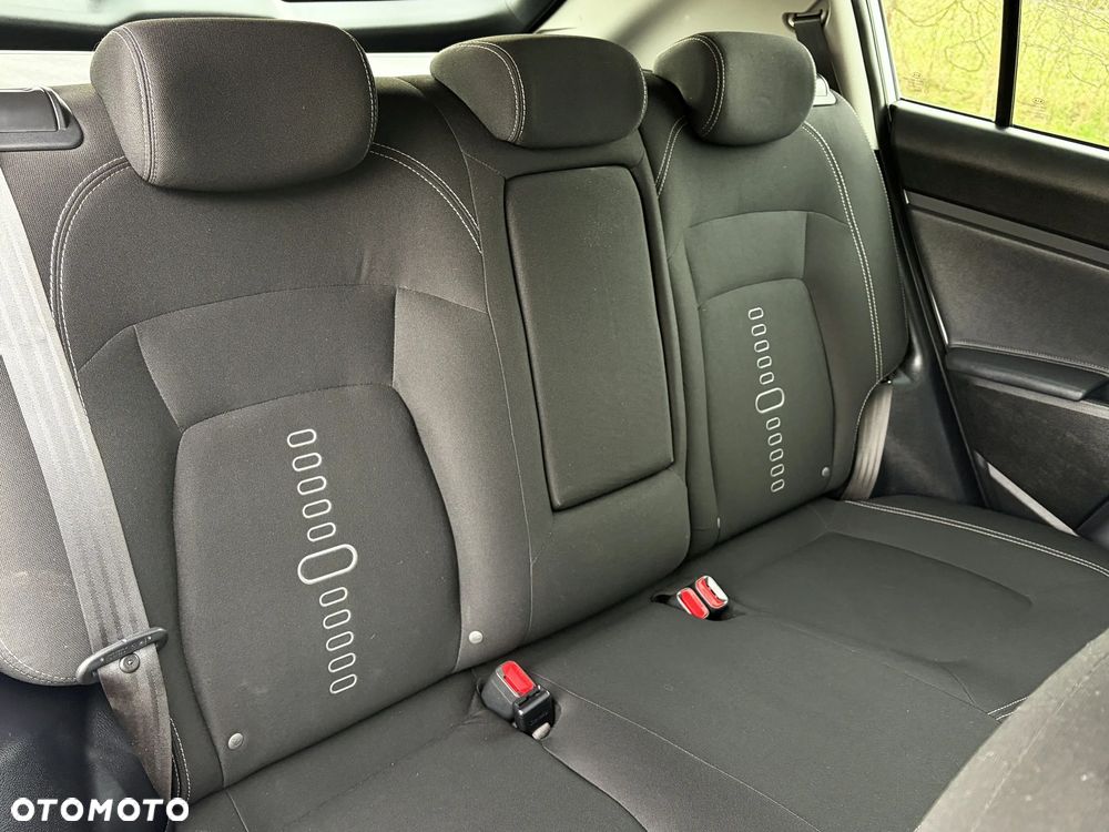 Kia Sportage 1.7 CRDI Business Line 2WD - 26