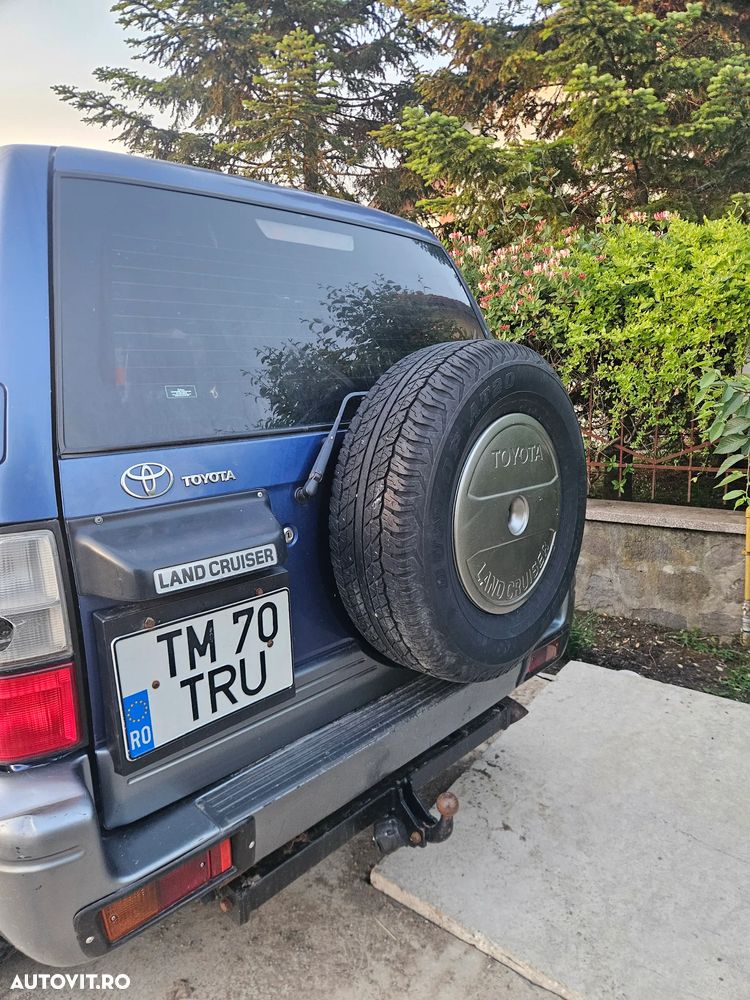 Toyota Land Cruiser - 3