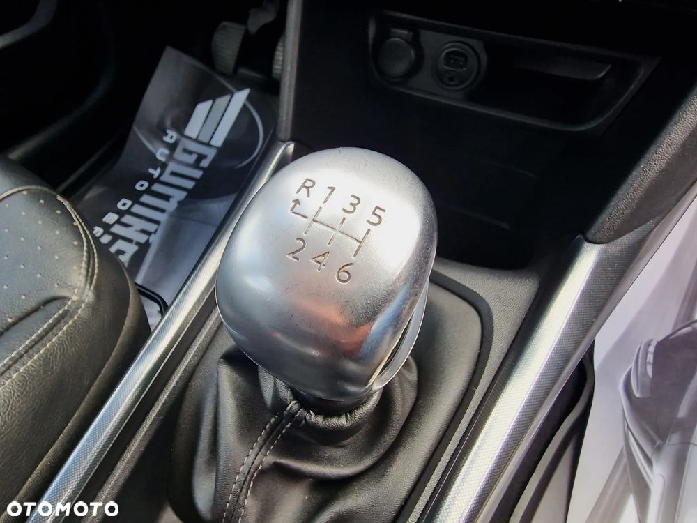 Peugeot 2008 BlueHDi FAP 120 STOP & START Allure - 29