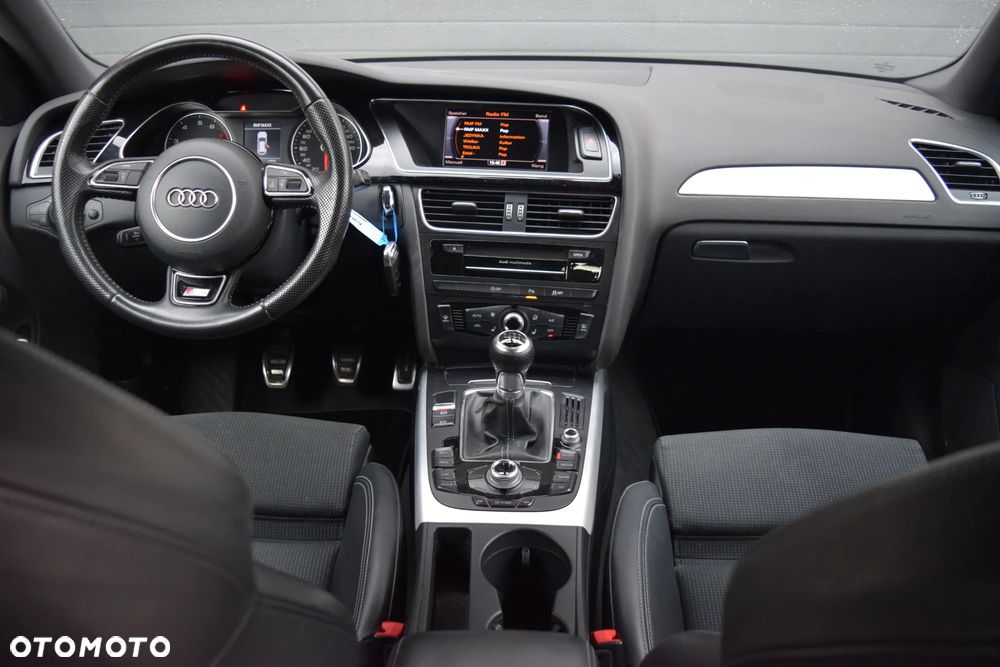 Audi A4 Avant 1.8 TFSI S line Sportpaket - 35