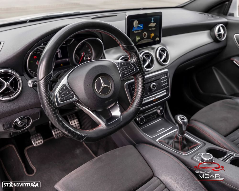 Mercedes-Benz CLA 200 d Shooting Brake AMG Line - 4