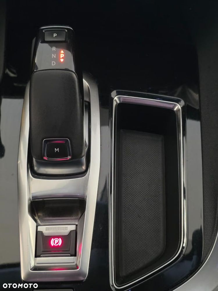 Peugeot 5008 PureTech 130 EAT8 Stop & Start Allure - 21