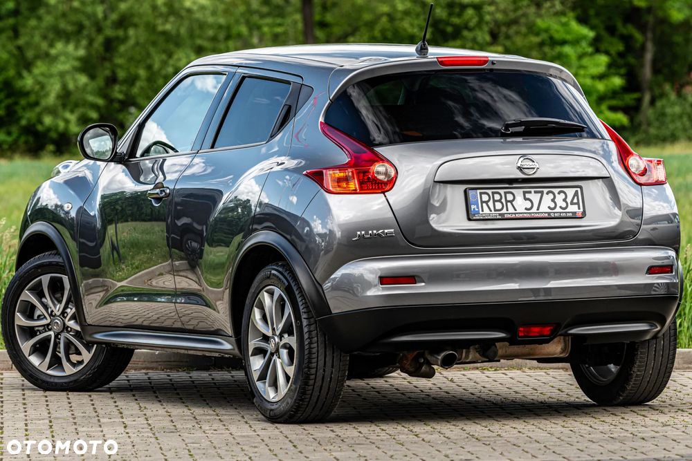 Nissan Juke 1.6 DIG-T ALL-MODE 4x4i Xtronic Acenta - 4