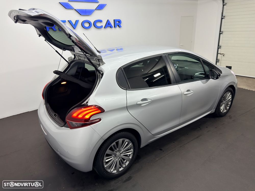 Peugeot 208 1.6 BlueHDi Style - 25