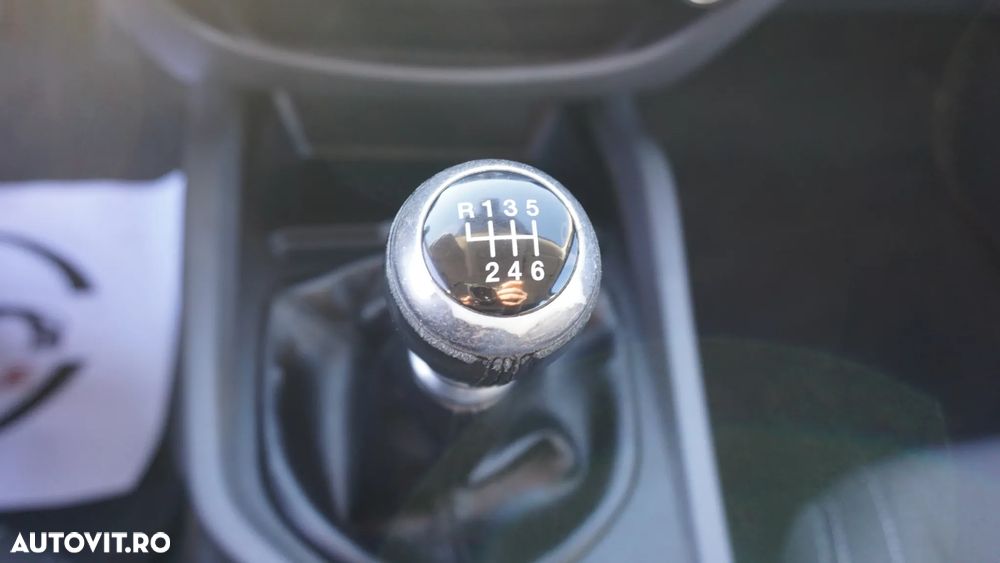 Ford Ranger XLT - 26