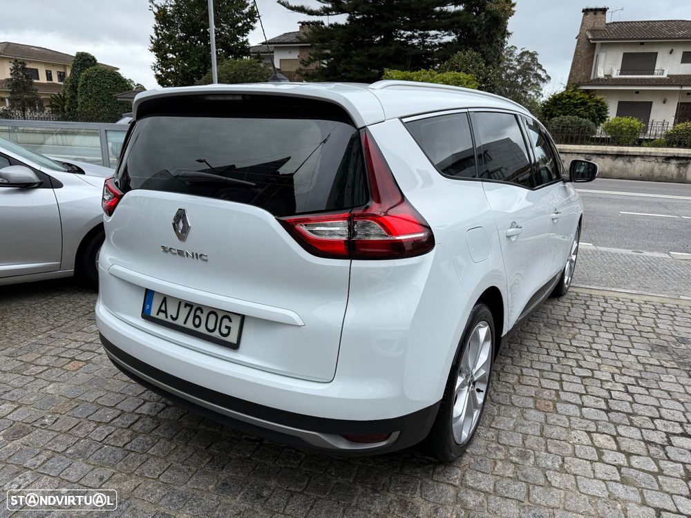 Renault Grand Scénic - 11