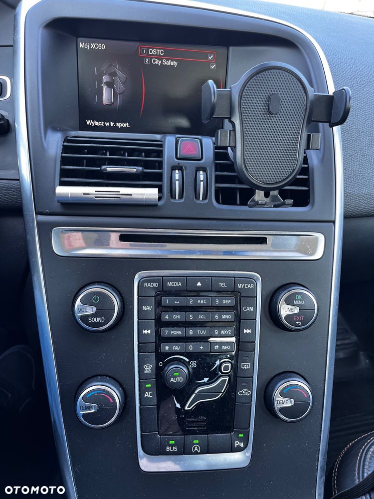 Volvo XC 60 D3 Summum - 19