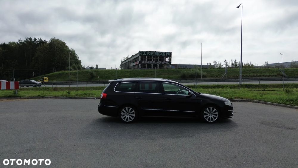 Volkswagen Passat Variant 2.0 TDI DPF R-Line Edition Plus - 8