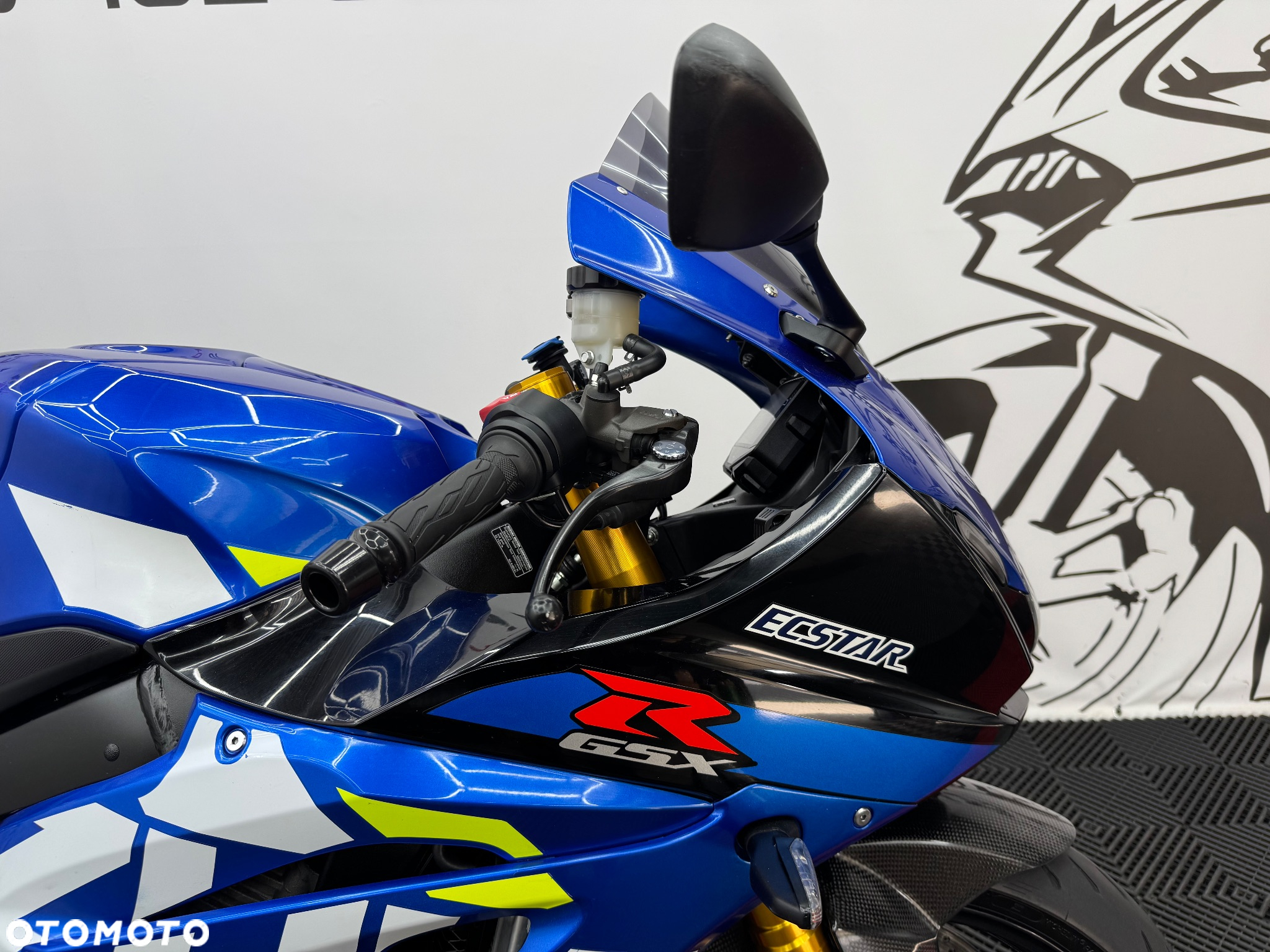 Suzuki GSX-R - 34
