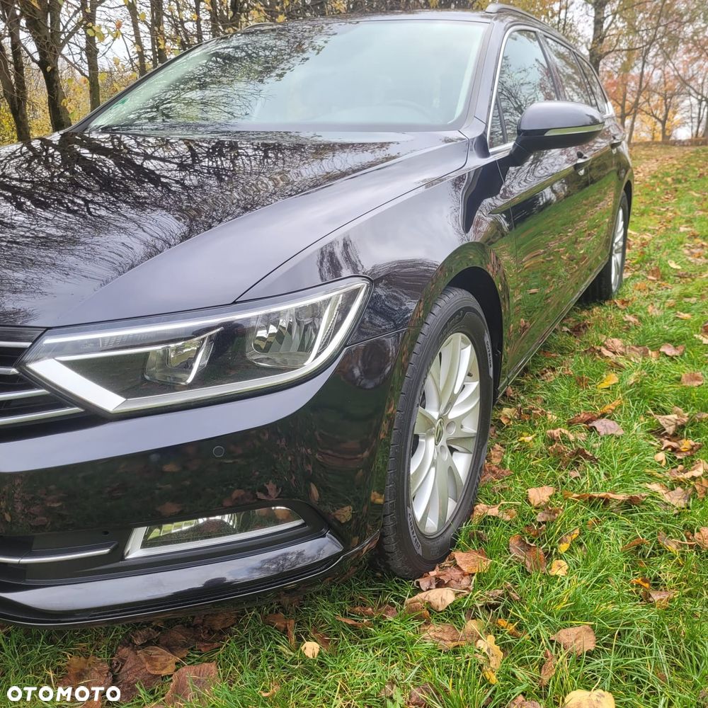 Volkswagen Passat - 11