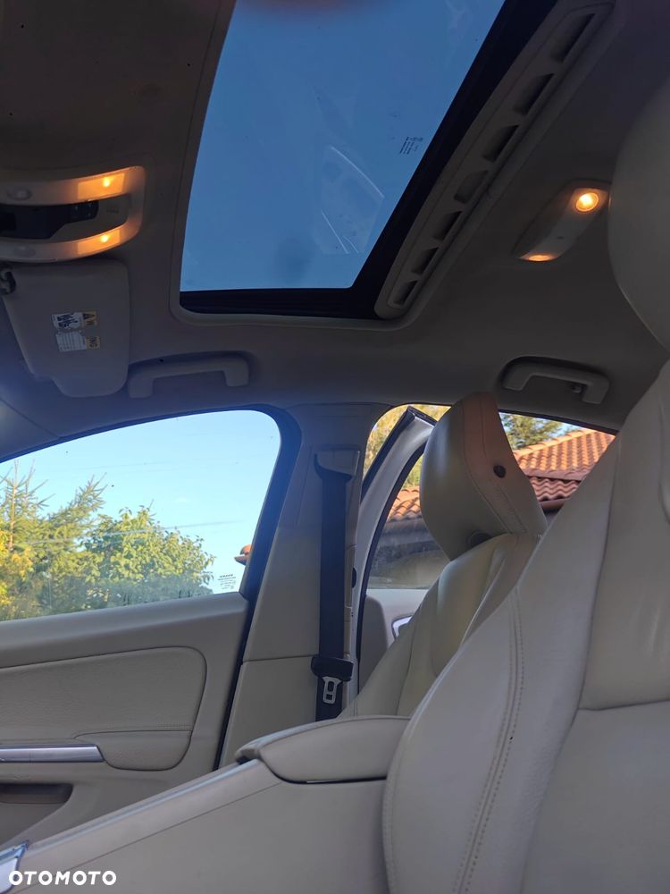 Volvo S60 2.5 T5 - 21