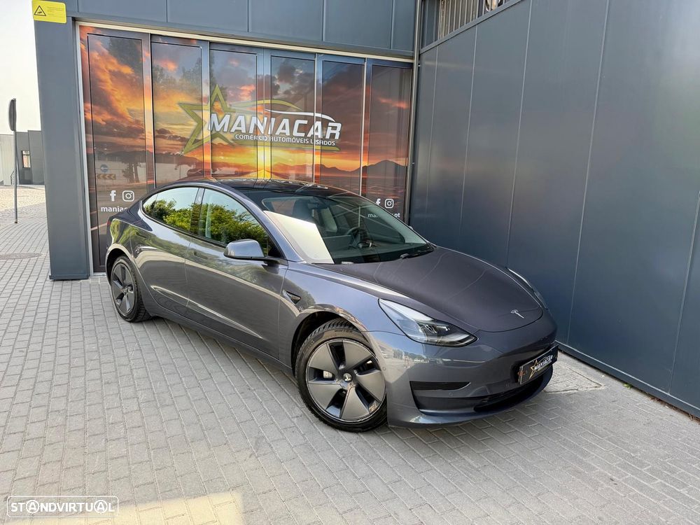 Tesla Model 3 Standard Range Plus RWD - 4