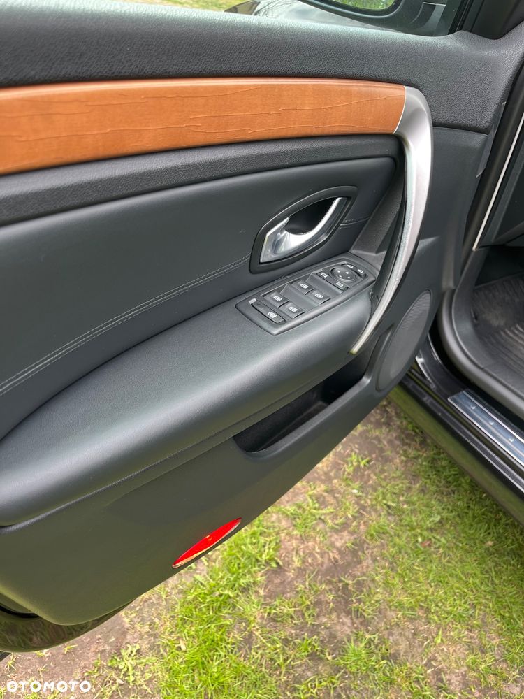 Renault Laguna 2.0 Turbo Initiale - 16