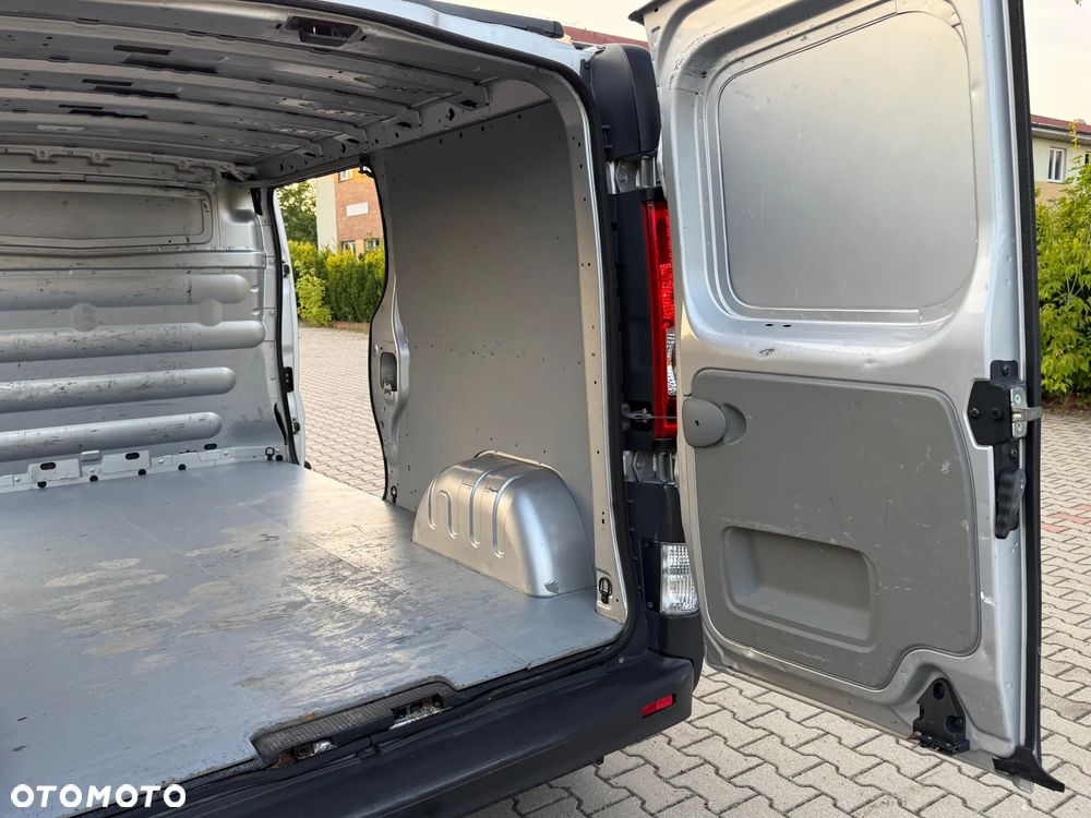 Opel VIVARO - 19