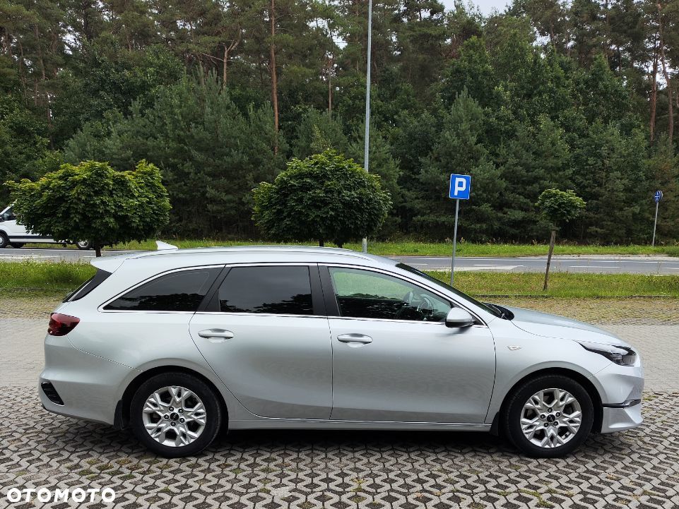 Kia Ceed 1.5 T-GDI M - 6