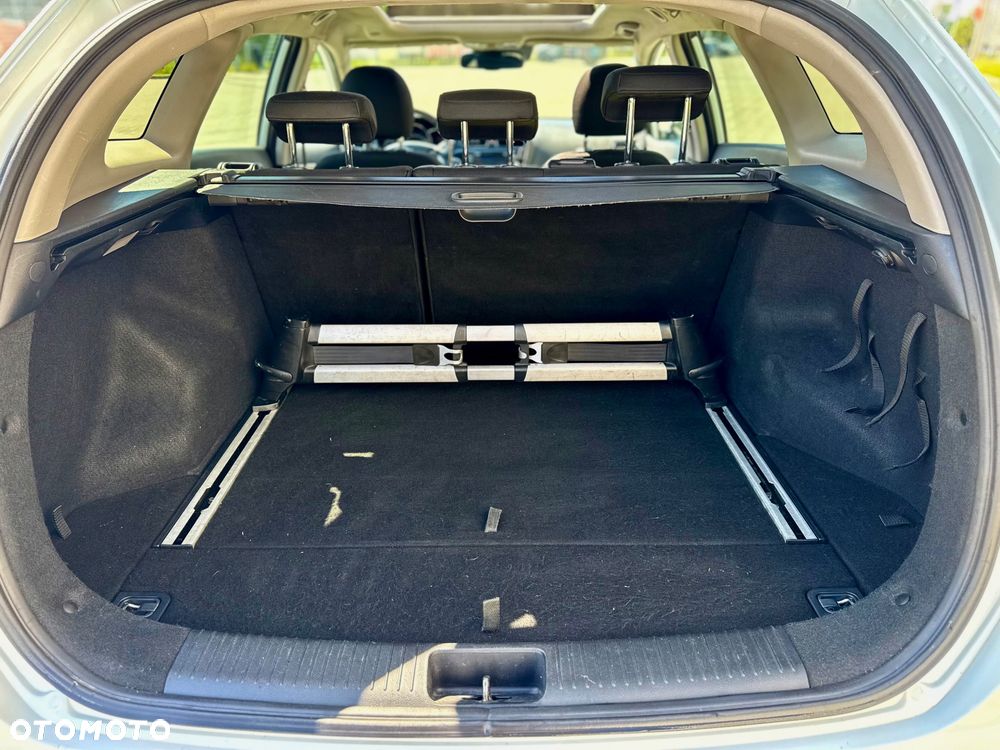 Kia Ceed 1.6 CRDi 128 Platinum Edition - 23