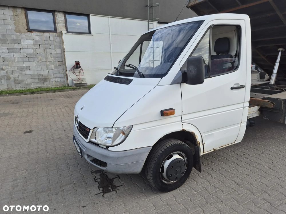 Mercedes-Benz Sprinter 413 - 2